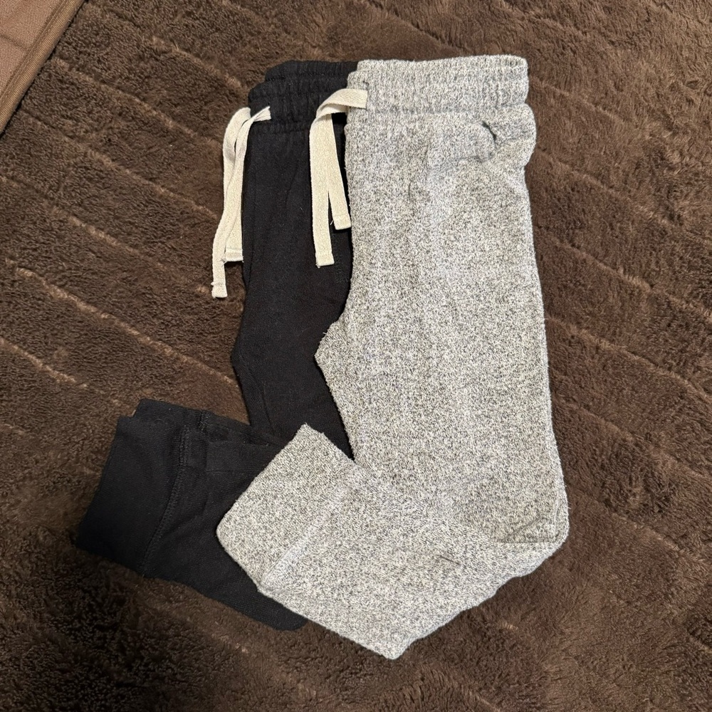 Cat & Jack Kids Joggers - Black and Gray